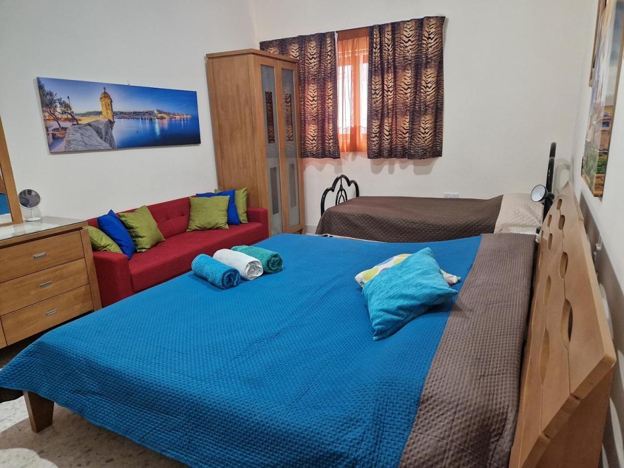 Saracini'S Homestay Аттард Экстерьер фото
